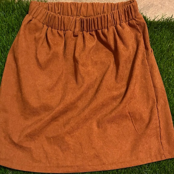 Fall Skirt - Picture 4 of 4